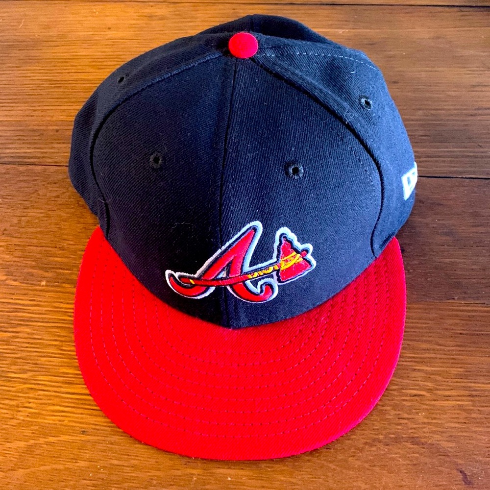 World Series Champion Atlanta Braves Men’s Baseball Hat, Size 7.5